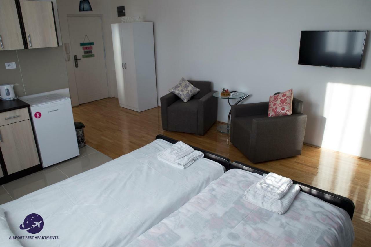Airport Rest Apartments بلغراد المظهر الخارجي الصورة